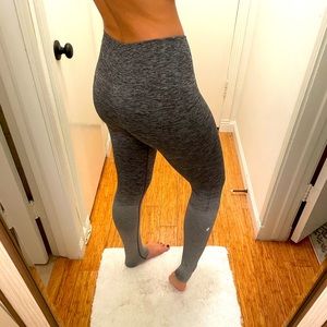 Lululemon grey to light grey long leggings
